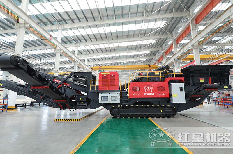 履帶移動(dòng)式破碎機(jī)展示 履帶移動(dòng)式破碎機(jī)展示