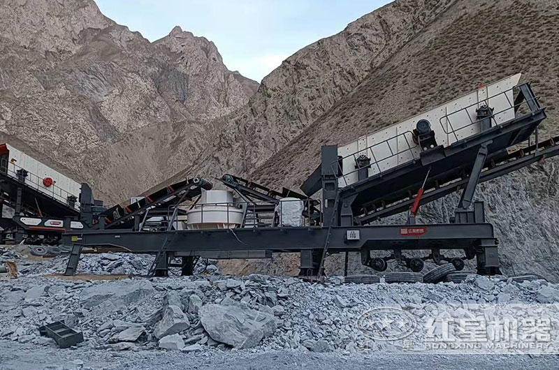 移動式制砂機(jī)現(xiàn)場 移動式制砂機(jī)現(xiàn)場