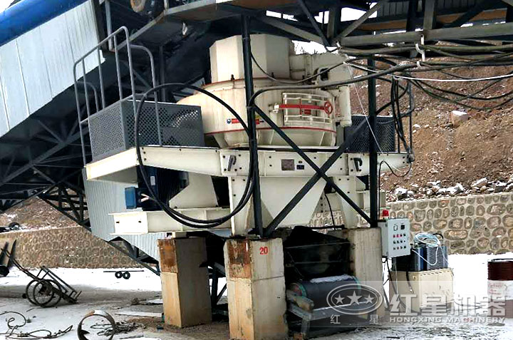 制砂機(jī)作業(yè)現(xiàn)場(chǎng)